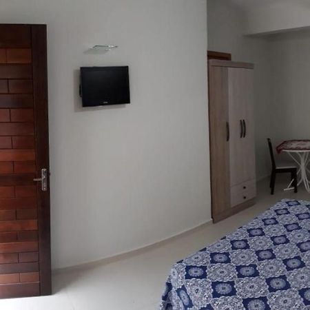 Quarto Completo E Cafe Da Manha Em Bombinhas Bed and Breakfast Εξωτερικό φωτογραφία